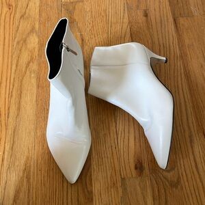 Sam Edelman kitten heel leather white boots size 10